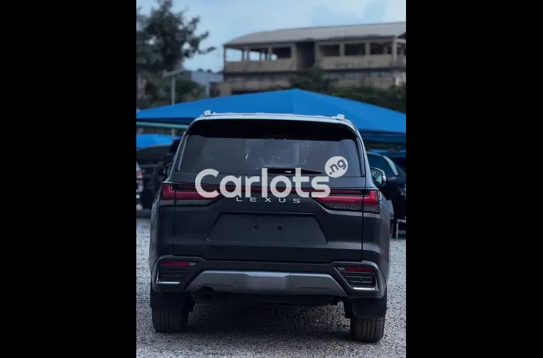 Brand New 2023 LEXUS LX 600 VIP for sale in Garki, FCT - photo 7 of 7
