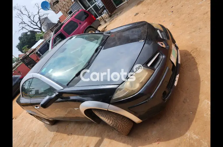 CLEAN REGISTERED 2004 RENAULT LAGUNA CONVERTIBLE for sale in Igando, Lagos - photo 5 of 5