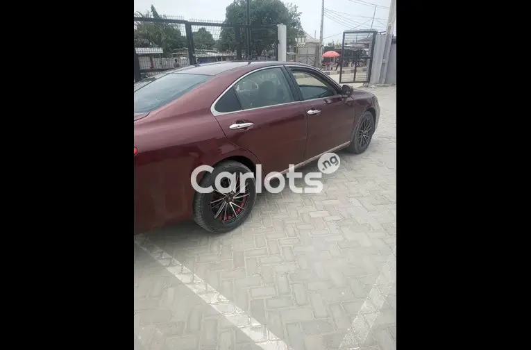 SUPER CLEAN 2008 LEXUS ES350 WITH TESLA SCREEN for sale in Ajah, Lagos - photo 6 of 7