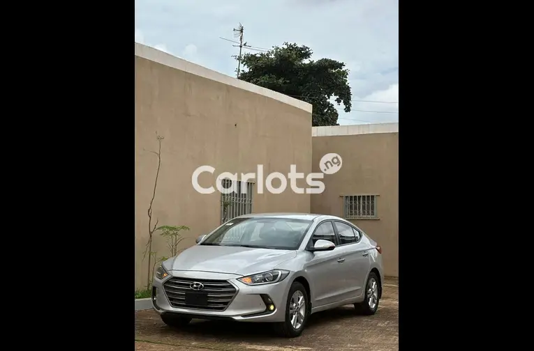 Foreign Used 2018 HYUNDAI ELANTRA GLS for sale in Kaduna - thumbnail 2