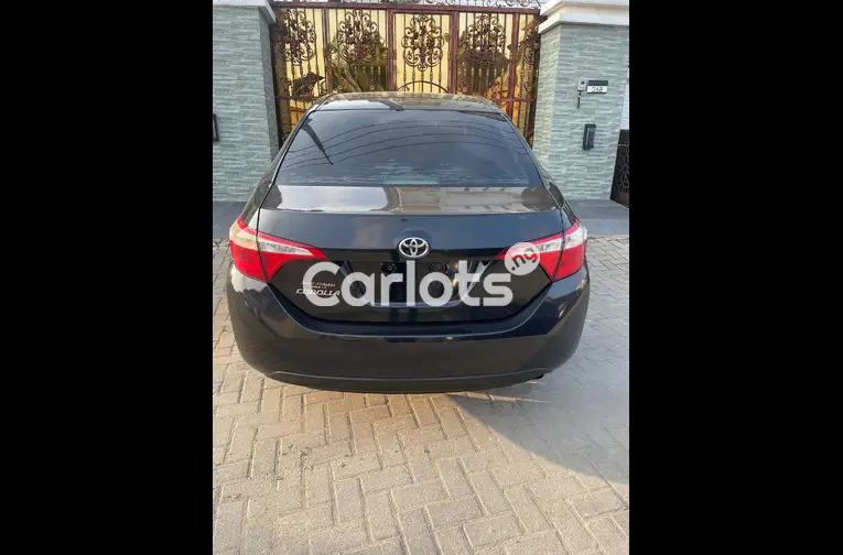 Nigerian Used FEW MONTHS REGISTERED 2015 TOYOTA COROLLA LE for sale in Amuwo Odofin, Lagos - thumbnail 7