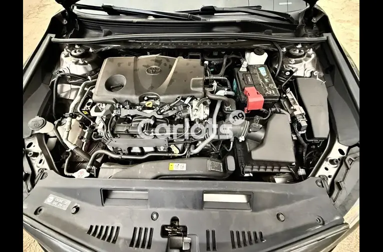FOREIGN USED 2022 TOYOTA CAMRY SE for sale in Abuja, FCT - thumbnail 7