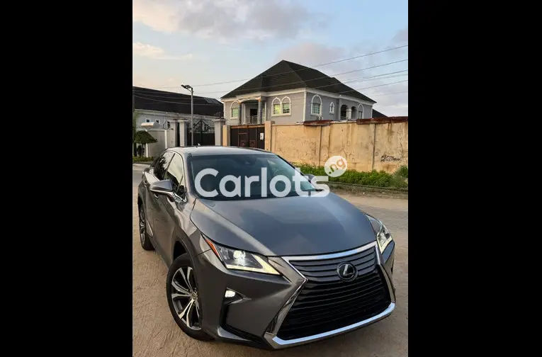NEW ARRIVAL:FOREIGN USED 2019 LEXUS RX350(ACCIDENT FREE) for sale in Amuwo Odofin, Lagos - photo 6 of 7