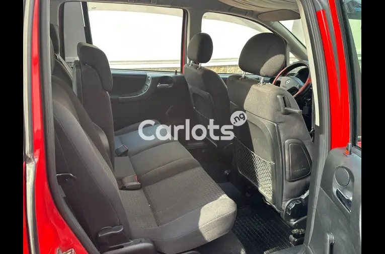 FOREIGN USED 2013 OPEL ZAFIRA MANUAL(USES CNG GAS AND PETROL) for sale in Lagos, Lagos - photo 4 of 7