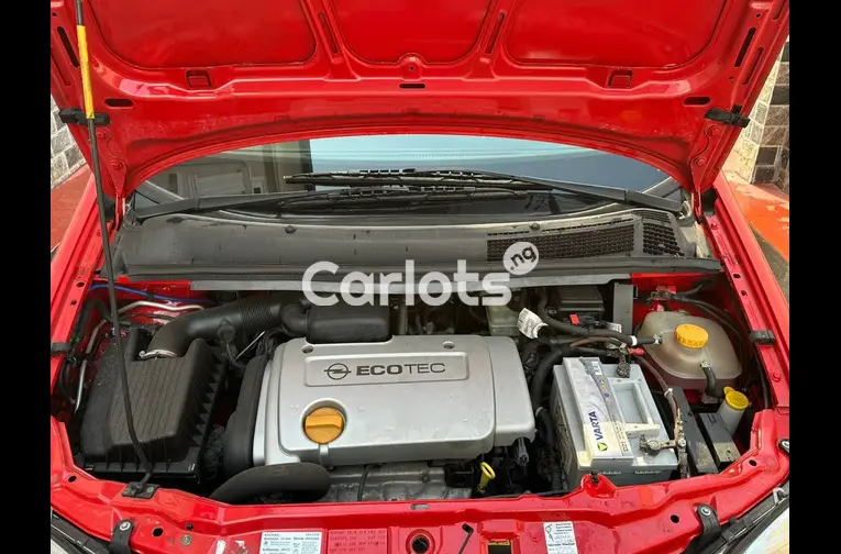 FOREIGN USED 2013 OPEL ZAFIRA MANUAL(USES CNG GAS AND PETROL) for sale in Lagos, Lagos - thumbnail 6