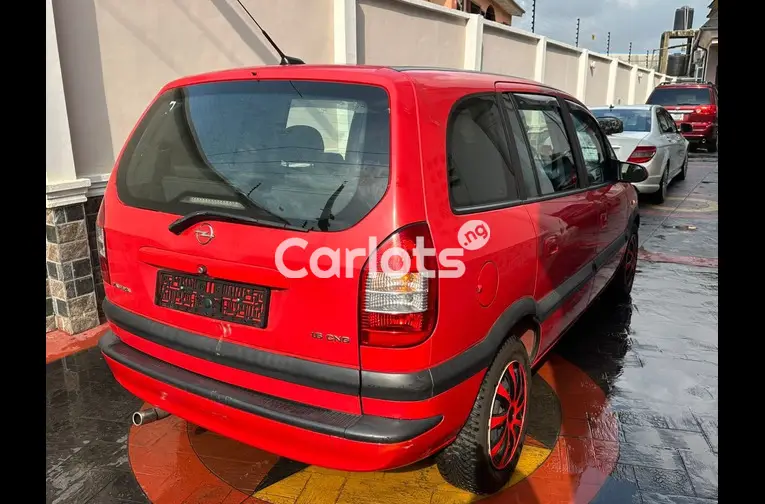 FOREIGN USED 2013 OPEL ZAFIRA MANUAL(USES CNG GAS AND PETROL) for sale in Lagos, Lagos - photo 7 of 7