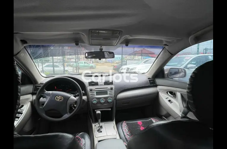 Nigerian Used 2008 TOYOTA CAMRY for sale in Abuja, FCT - thumbnail 4