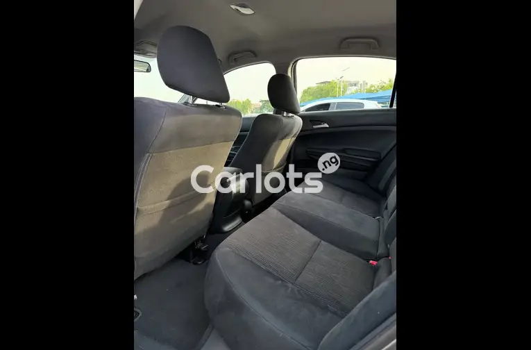 TOYOTA COROLLA 2016 - 3/7