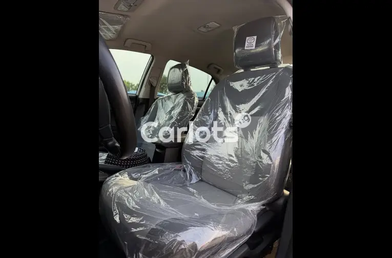 TOYOTA COROLLA 2016 - 5/7