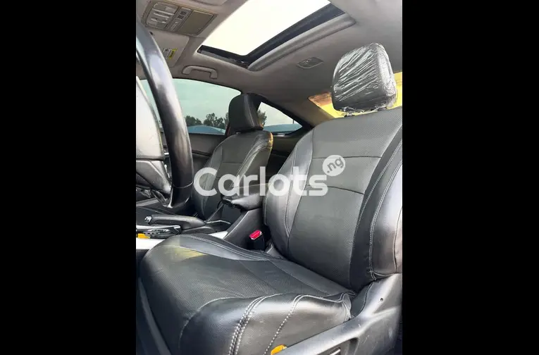 Foreign Used 2014 Honda Accord Coupe for sale in Garki, FCT - photo 4 of 7