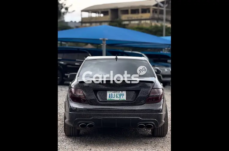 Foreign Used 2013 Mercedes-Benz C63 AMG for sale in Garki, FCT - photo 7 of 7
