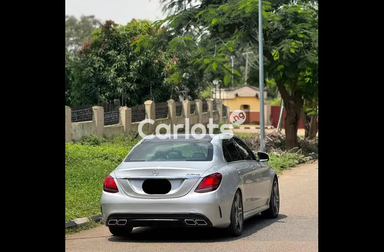 Nigerian Used 2016 MERCEDES BENZ C400 FULL OPTION for sale in Abuja, FCT - photo 7 of 7