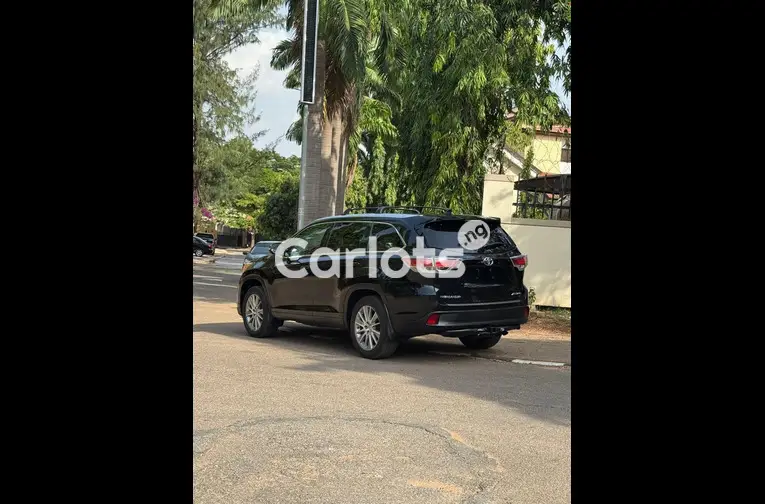 FOREIGN USED 2014 TOYOTA HIGHLANDER XLE for sale in Abuja, FCT - thumbnail 7