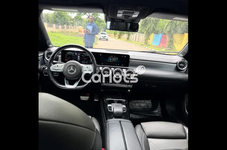 Nigerian Used 2020 MERCEDES BENZ A220 for sale in Abuja, FCT - photo 4 of 7