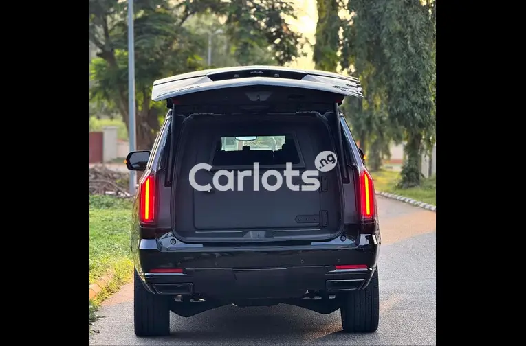 BRAND NEW 2025 BULLETPROOF CADILLAC ESCALADE 600 for sale in Abuja, FCT - thumbnail 6