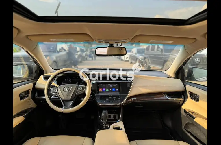 Nigerian Used 2016 TOYOTA AVALON FULL OPTION for sale in Abuja, FCT - thumbnail 3
