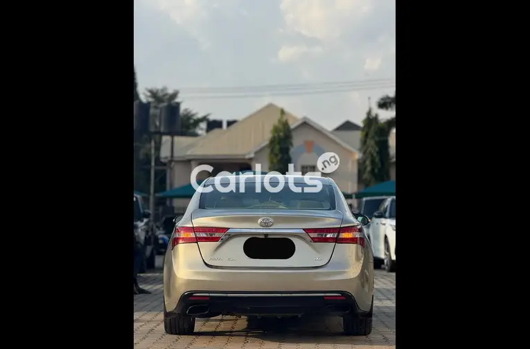 Nigerian Used 2016 TOYOTA AVALON FULL OPTION for sale in Abuja, FCT - thumbnail 7