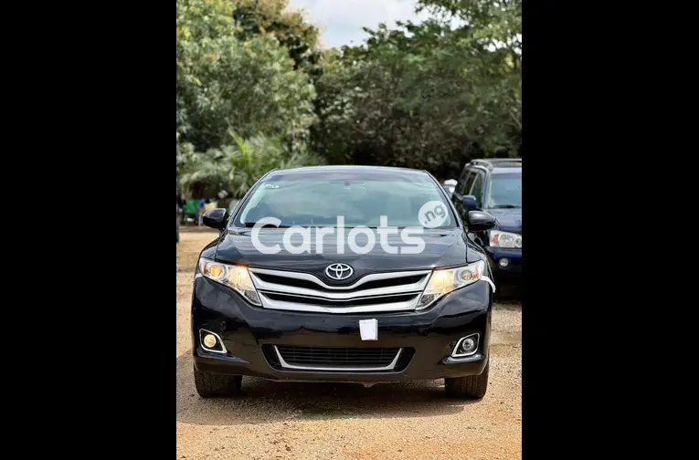 2010 TOYOTA VENZA FULL OPTION - 1/7