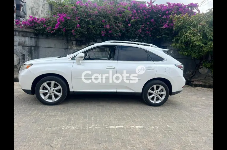 FOREIGN USED 2011 LEXUS RX350 for sale in Lagos, Lagos - photo 1 of 7