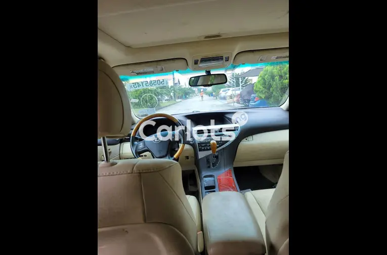 FOREIGN USED ACCIDENT FREE 2010 LEXUS RX350 - 4/7