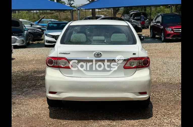Nigerian used Toyota Corolla 2012 for sale in Garki, FCT - photo 5 of 5