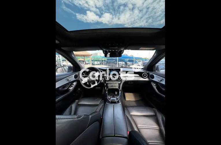 Foreign Used 2017 Mercedes C63 AMG - 2/7