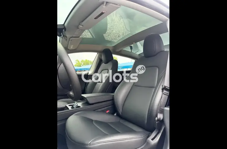 Brand New 2024 Tesla Model 3 for sale in Garki, FCT - thumbnail 5