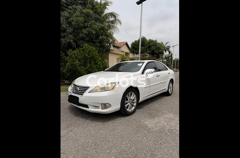 2012 LEXUS ES350 - 1/7