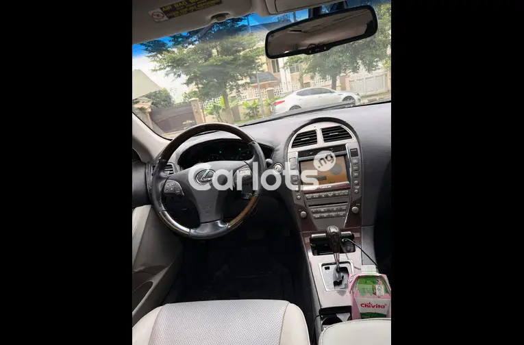 2012 LEXUS ES350 for sale in Abuja, FCT - thumbnail 4