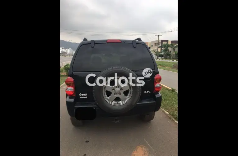 2004 JEEP LIBERTY 4X4 for sale in Abuja, FCT - photo 7 of 7