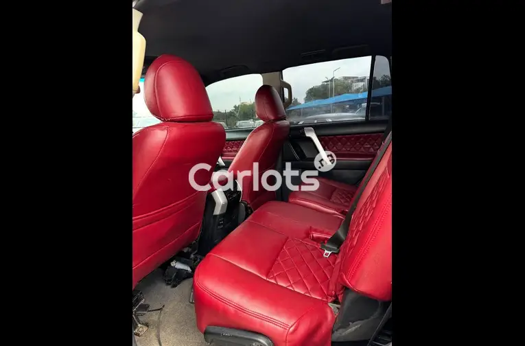 Foreign Used 2014 TOYOTA PRADO for sale in Abuja, FCT - photo 3 of 7
