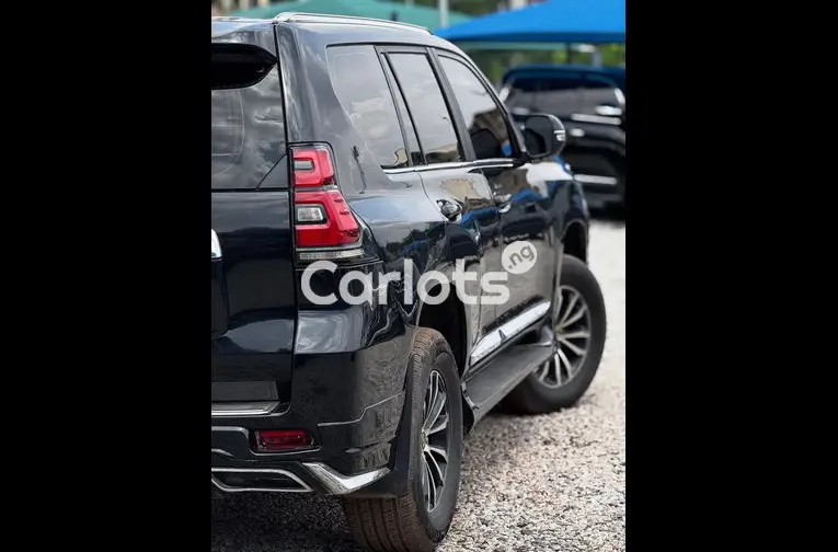 Foreign Used 2014 TOYOTA PRADO for sale in Abuja, FCT - photo 6 of 7