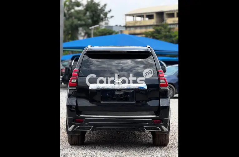 Foreign Used 2014 TOYOTA PRADO for sale in Abuja, FCT - thumbnail 7