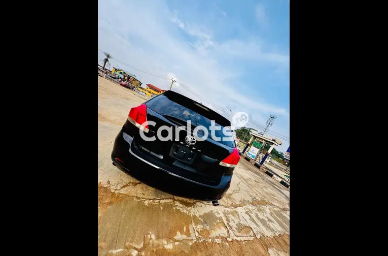 Nigerian Used 2012 TOYOTA VENZA FULL OPTION for sale in Abuja, FCT - thumbnail 6