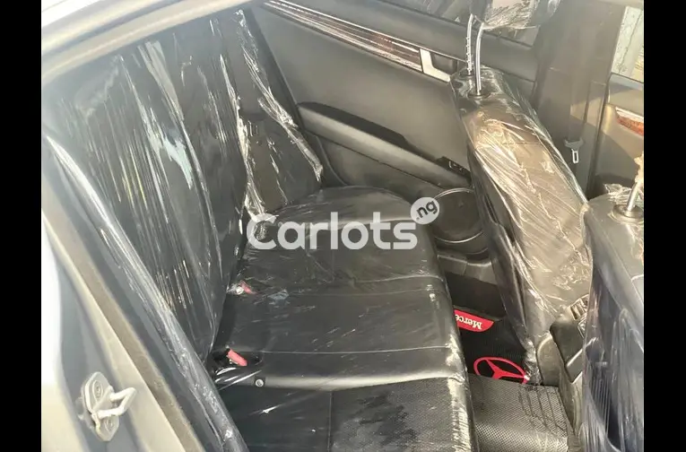 Foreign Used 2013 MERCEDES BENZ C300 for sale in Abuja, FCT - thumbnail 4
