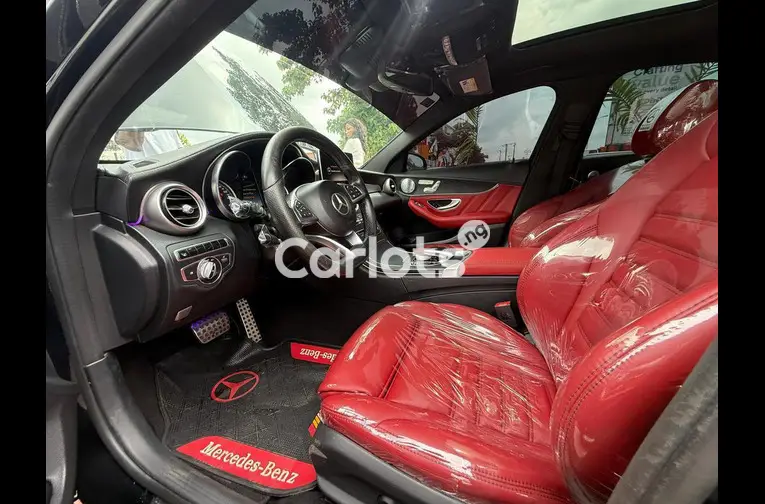 Nigerian Used 2015 MERCEDES BENZ C400 for sale in Abuja, FCT - photo 3 of 7
