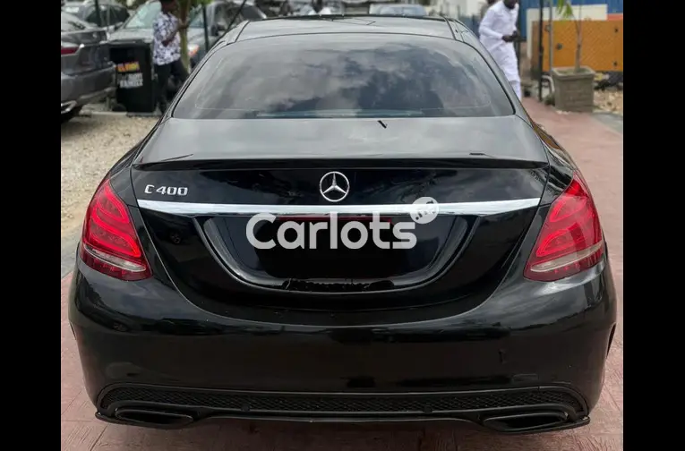 Nigerian Used 2015 MERCEDES BENZ C400 for sale in Abuja, FCT - photo 6 of 7