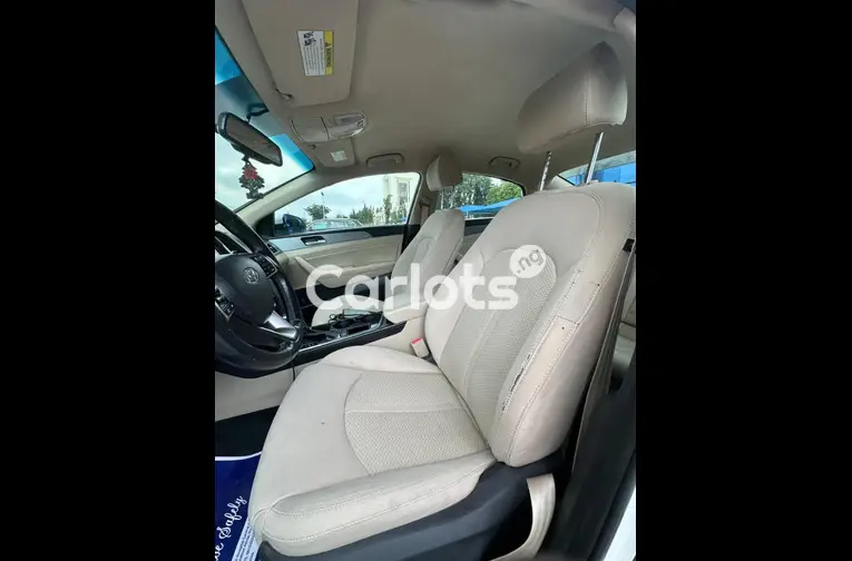 FOREIGN USED HYUNDAI SONATA WITH ORIGINAL CUSTOM DUTY for sale in Abuja, FCT - thumbnail 3