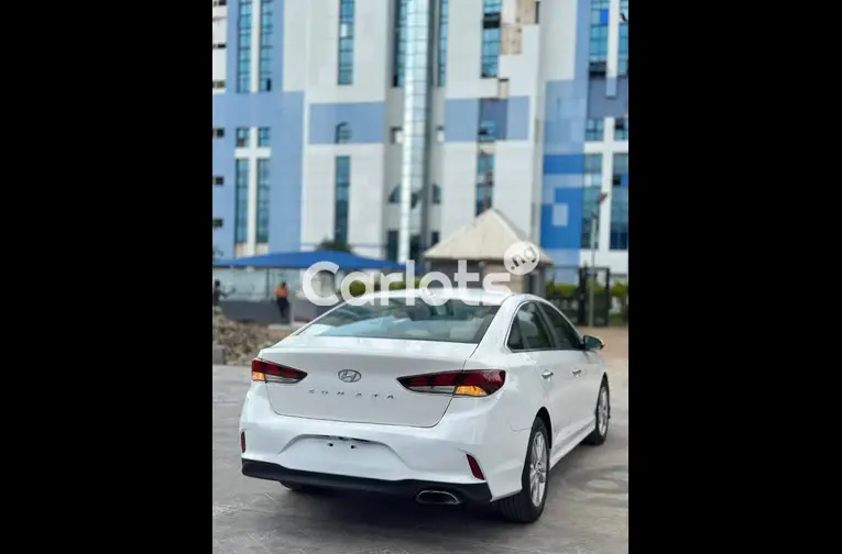 FOREIGN USED HYUNDAI SONATA WITH ORIGINAL CUSTOM DUTY for sale in Abuja, FCT - photo 5 of 6