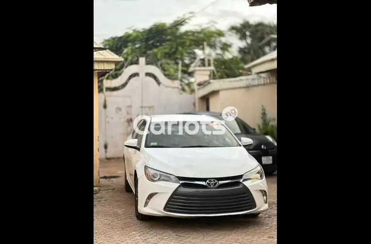 2015 KEYLESS TOYOTA CAMRY LE for sale in Kaduna, Kaduna - photo 1 of 6