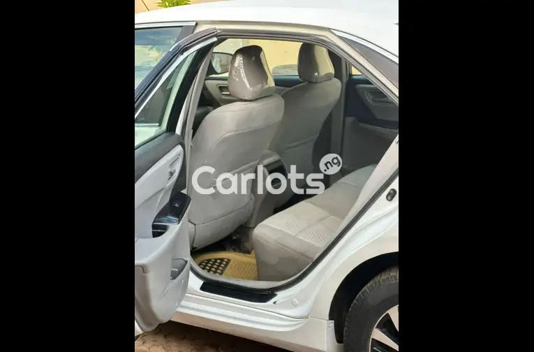 2015 KEYLESS TOYOTA CAMRY LE for sale in Kaduna, Kaduna - photo 5 of 6