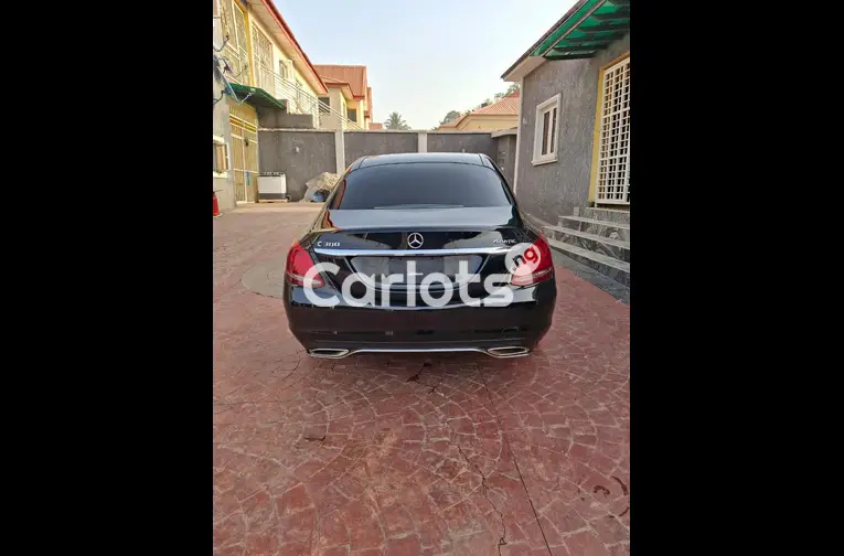 Nigerian Used 2015 MERCEDES BENZ C300 for sale in Abuja, FCT - photo 7 of 7