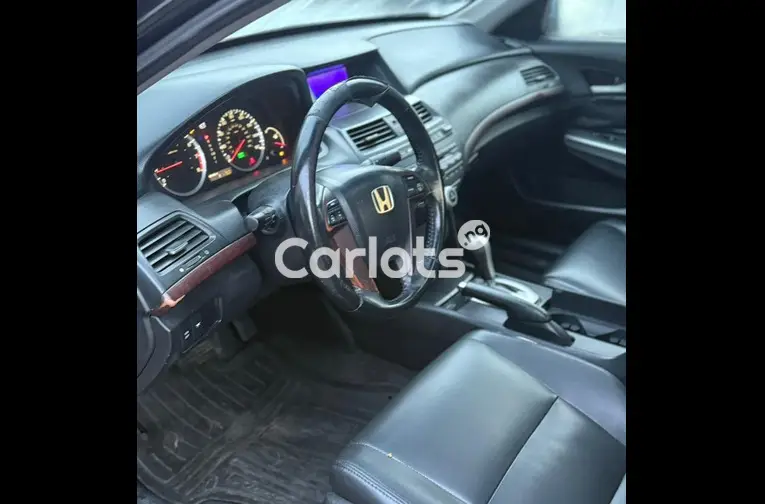 2009 HONDA ACCORD V6 for sale in Abuja, FCT - thumbnail 4
