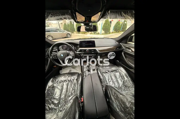 FOREIGN USED 2018 BMW 5 SERIES 540i for sale in Abuja - thumbnail 4