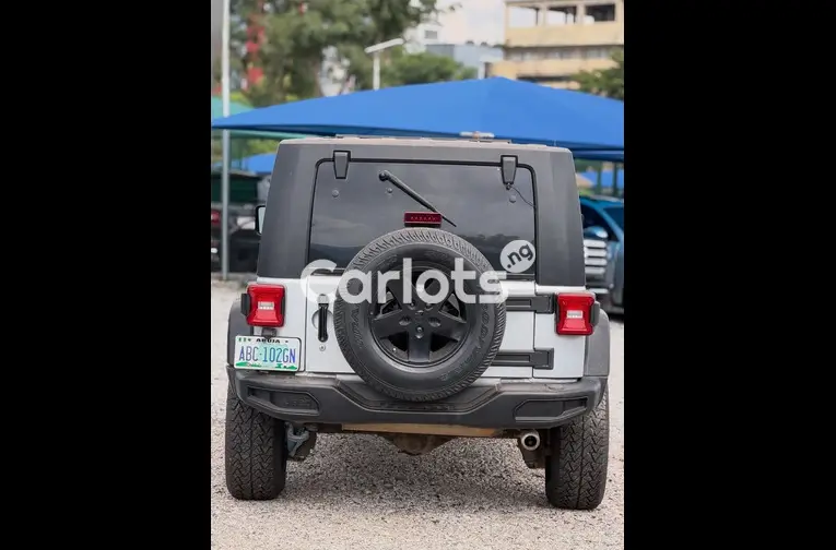 JEEP WRANGLER 2009 FACIFTED TO 2022 for sale in Garki, FCT - thumbnail 5
