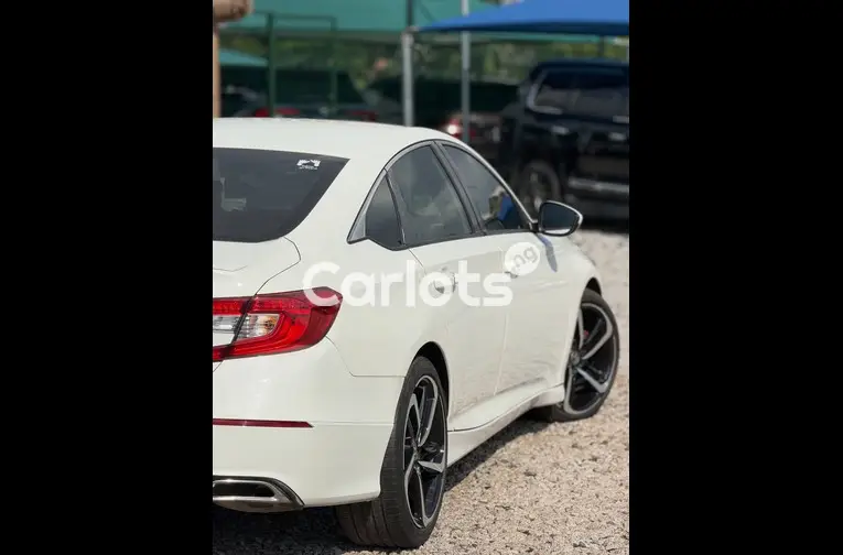 Foreign Used 2018 Honda Accord for sale in Garki, FCT - photo 4 of 5