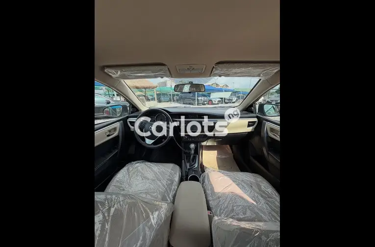 Foreign Used 2014 Toyota Corolla for sale in Garki, FCT - thumbnail 2
