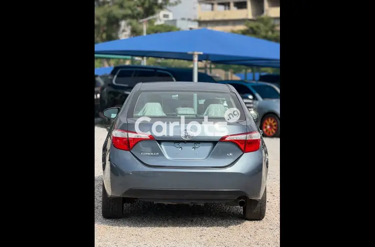 Foreign Used 2014 Toyota Corolla for sale in Garki, FCT - photo 5 of 5