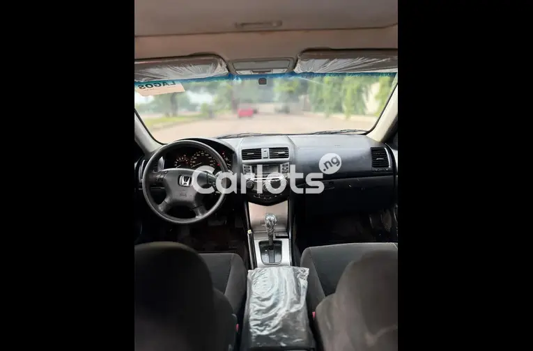 Nigerian Used 2007 HONDA ACCORD DC for sale in Kaduna - photo 2 of 6