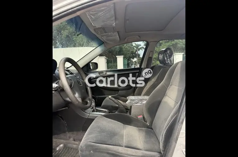 Nigerian Used 2007 HONDA ACCORD DC for sale in Kaduna - photo 3 of 6